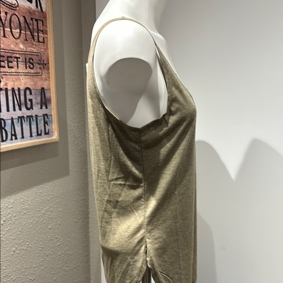 Women's Tan Sleeveless Top - Picture 5 of 8